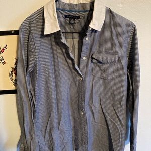 Stripped Tommy Hilfiger dress shirt